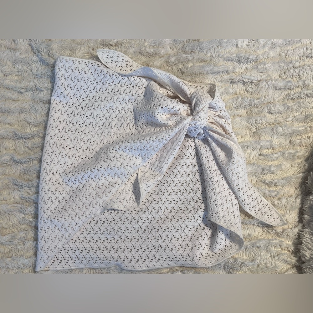 3 Pc Set Available - Hollister Crochet Side Tie Sarong - White - Size Medium